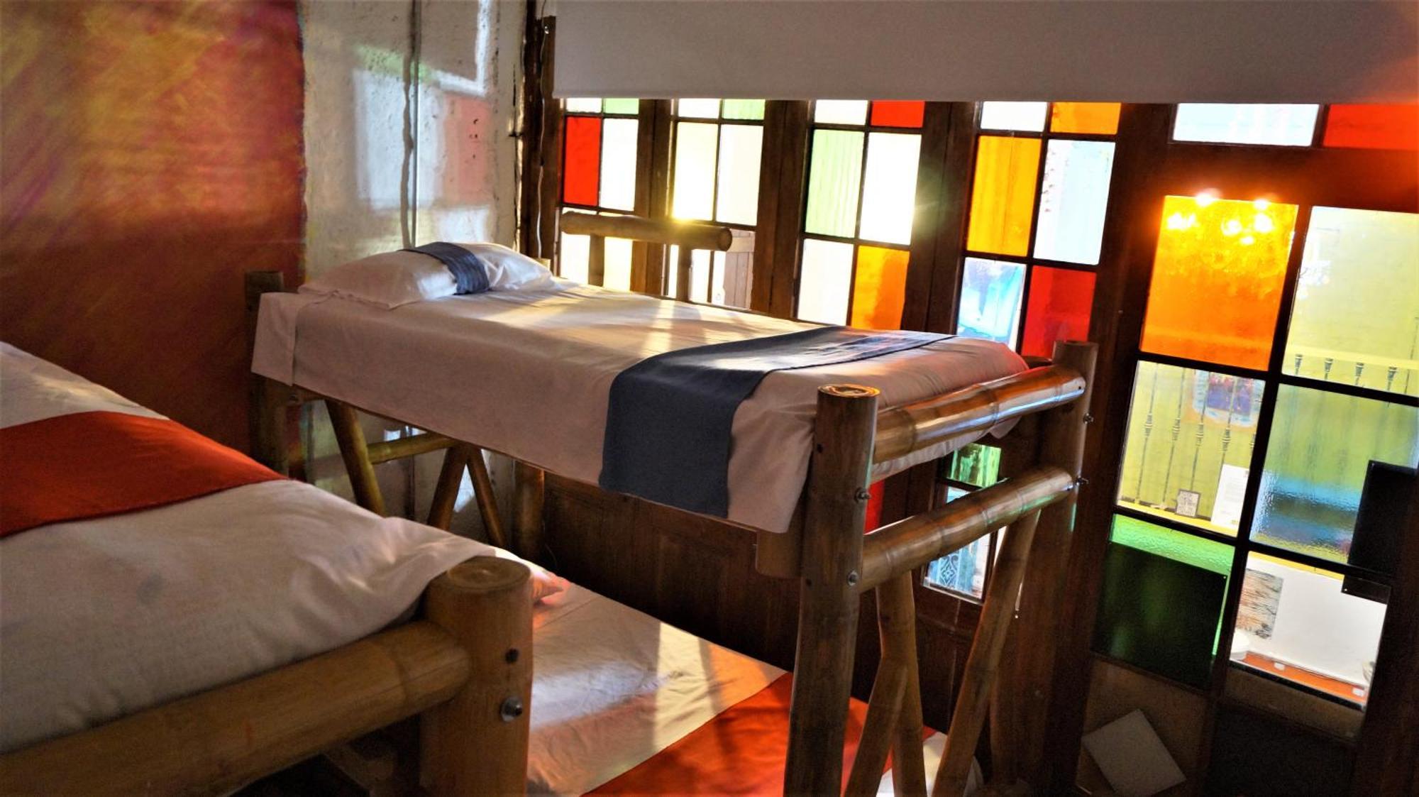 Lima Limon Candelaria Hostel Bogota Exterior photo