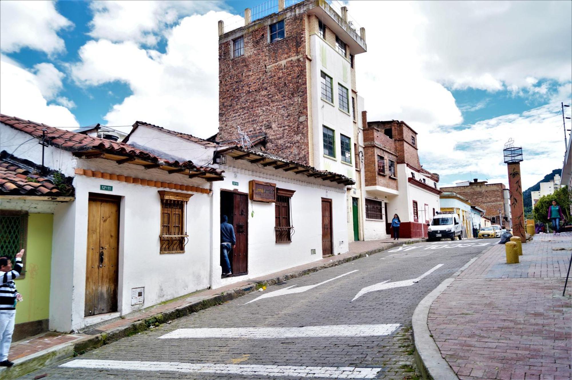 Lima Limon Candelaria Hostel Bogota Exterior photo